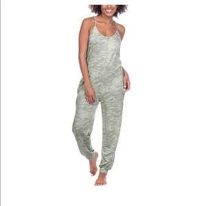 NWT Honeydew Ladies Lounge Jumpsuit